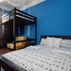 Colorful Apt In Apartament Mediolan